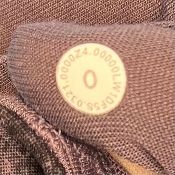 Lululemon Invigorate Training Tank
Top Denim Wash Dusky Lavender Black, Size 0 - Picture 8 of 8